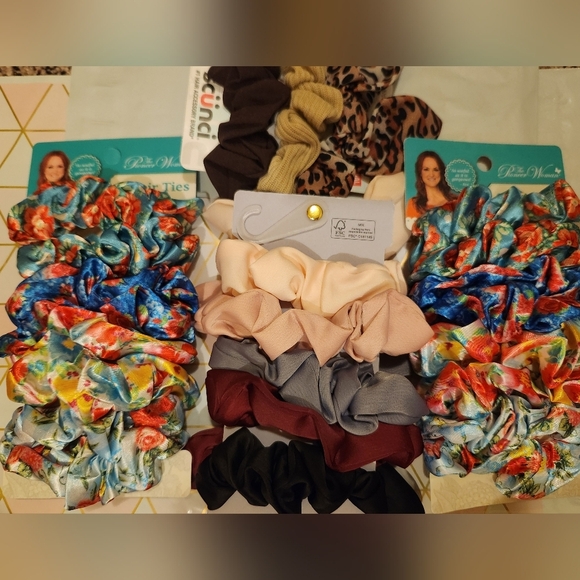 Scrunchie Hair Tie Scünci Bundle BRAND NEW 24 Total - Picture 6 of 6